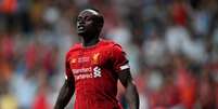 Mané em ação pelo Liverpool na final da Supercopa da Uefa, contra o Chelsea (Foto: BULENT KILIC / AFP)  Foto: Lance!