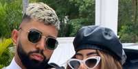 Gabigol e Rafaella Santos brigaram no voo Doha-Rio de Janeiro, mas continuam namorando, diz a coluna 'Retratos da Vida'  Foto: Instagram, Gabigol / PurePeople