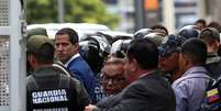 Guaid&oacute; chega para cerim&ocirc;nia no Congresso em Caracas
05/01/2020
REUTERS/Fausto Torrealba  Foto: Reuters