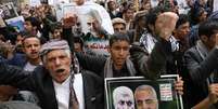 Protesto contra o assassinato pelos EUA do comandante militar iraniano Qassem Soleimani e do comandante da milícia iraquiana Abu Mahdi al-Muhandis, em Sanaa
06/01/2020
REUTERS/Khaled Abdullah  Foto: Reuters