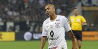 Emerson Sheik foi campeão da Libertadores e do Mundial pelo Corinthians, em 2012 (Foto: Daniel Vorley/AGIF)  Foto: LANCE!