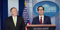 Secretário do Tesouro dos EUA, Steven Mnuchin (à direita), anuncia novas sanções contra o Irã ao lado do secretário de Estado, Mike Pompeo
10/01/2020
REUTERS/Kevin Lamarque  Foto: Reuters