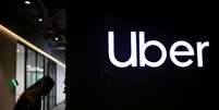 Logotipo do Uber no escrit&oacute;rio da empresa na Col&ocirc;mbia. 12/12/2019. REUTERS/Luisa Gonzalez  Foto: Reuters