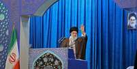 L&iacute;der supremo do Ir&atilde;, aiatol&aacute; Ali Khamenei. d&aacute; serm&atilde;o em Teer&atilde;
17/01/2020
Site oficial de Khamenei/Divulga&ccedil;&atilde;o via REUTERS  Foto: Reuters