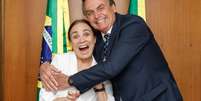 Regina Duarte e Jair Bolsonaro durante encontro no Palácio do Planalto.   Foto: Carolina Antunes/ Presidência da República / Estadão Conteúdo