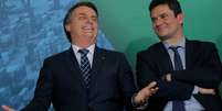 Para cientistas políticos, aliança entre presidente e ministro ainda é favorável para ambos, apesar das tensões  Foto: Adriano Machado/Reuters / BBC News Brasil