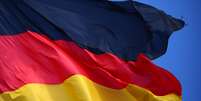Bandeira da Alemanha em Berlim
REUTERS/Hannibal Hanschke  Foto: Reuters