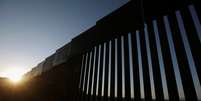 Seção de cerca que separa fronteira dos EUA do México perto de Ciudad Juarez
03/09/2019
REUTERS/Jose Luis Gonzalez  Foto: Reuters