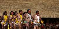 Índias da tribo kayapo dançam e cantam em Piaracu, no Parque do Xingu
17/01/2020
REUTERS/Ricardo Moraes  Foto: Reuters