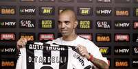 Tardelli &eacute; oficialmente apresentado pelo Galo (Foto: Divulga&ccedil;&atilde;o/Bruno Cantini)  Foto: Gazeta Esportiva