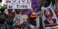 Mulheres realizaram um ato no centro de Campinas, interior de São Paulo, em luta pelo Dia Internacional da Mulher  Foto: LUCIANO CLAUDINO / CÓDIGO19/ESTADÃO CONTEÚDO