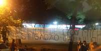 Protesto da torcida do Corinthians nesta sexta-feira.  Foto: Reprodução / Estadão