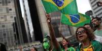 Apoiadores do presidente Jair Bolsonaro protestam em São Paulo, apesar de recomendações de autoridades de saúde contra aglomerações devido ao coronavírus
15/03/2020
REUTERS/Amanda Perobelli  Foto: Reuters