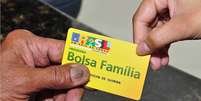 Cartão do benefício Bolsa Família  Foto: Divulgação / Estadão Conteúdo