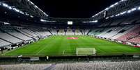 Assentos vazios no Allianz Stadium, da Juventus, antes de partida a portas fechadas
08/03/2020
REUTERS/Massimo Pinca/  Foto: Reuters