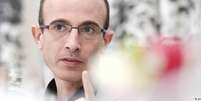 Yuval Noah Harari: "A humanidade tem todo o conhecimento e as ferramentas tecnológicas para vencer o novo coronavírus"  Foto: DW / Deutsche Welle