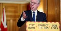 Ministro do gabinete Michael Gove anuncia novo sistema de rastreamento de coronavírus no Reino Unido  Foto: Reuters