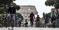 Movimentação no Coliseu de Roma após relaxamento de quarentena na Itália  Foto: ANSA / Ansa