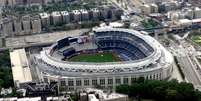 Yankee Stadium é a casa dos times de beisebol e futebol da maior cidade dos Estados Unidos  Foto: randreu via Wikimedia Commons / Estadão