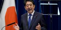 O primeiro-ministro do Japão, Shinzo Abe, anuniou o fim do estado de emergência (Foto: AFP)  Foto: Lance!