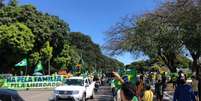 Em Brasília, bolsonaristas protestam contra o STF  Foto: Twitter/Roberto Jefferson / Reprodução