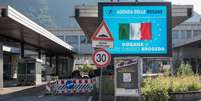 Posto de fronteira em Chiasso, entre Itália e Suíça  Foto: EPA / Ansa