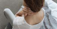 As dores no corpo podem ser causadas por fatores emocionais - Crédito: Dmytro Zinkevych/Shutterstock  Foto: João Bidu