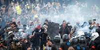 Manifestantes entram em confronto com a polícia em Paris
16/06/2020
REUTERS/Charles Platiau  Foto: Reuters