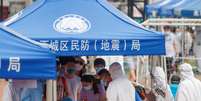 Moradores de Pequim aguardam para ser testados após surto repentino de Covid-19
15/06/2020
REUTERS/Thomas Peter/  Foto: Reuters