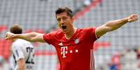 Lewandowski foi o destaque da vitória do Bayern Munique  Foto: Sven Hoppe / Reuters