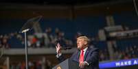 Presidente dos EUA, Donald Trump, durante comício da campanha de reeleição em Tulsa
20/06/2020
REUTERS/Leah Millis  Foto: Reuters