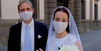 Noivos não precisarão mais usar máscaras em casamentos na Itália  Foto: Ansa / Ansa - Brasil