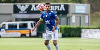 Henrique teve um susto com um acidente de carro , mas passa bem-(Vinnicius Silva/Cruzeiro)  Foto: Lance!