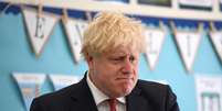 Primeiro-ministro britânico, Boris Johnson, durante visita a escola em Kent
20/07/2020 Jeremy Selwyn/Pool via REUTERS  Foto: Reuters