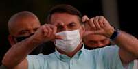 Bolsonato gesticula a apoiadores nos jardins do Palácio da Alvorada
22/07/2020
REUTERS/Adriano Machado  Foto: Reuters