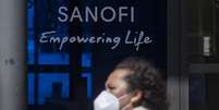 Sanofi e GSK estão desenvolvendo vacina que deve entrar na fase de testes em setembro  Foto: EPA / Ansa - Brasil