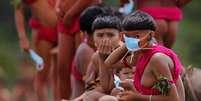 Índios ianomâmis no 4º Pelotão de Fronteira Surucucu em Roraima, em meio à pandemia de coronavírus
01/07/2020
REUTERS/Adriano Machado  Foto: Reuters
