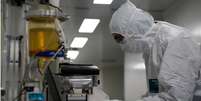 A Rússia diz que vai começar uma vacinação em massa em outubro  Foto: Getty Images / BBC News Brasil