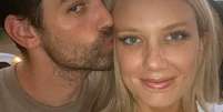Justin Gaston e sua mulher, Melissa Ordway: casamento feliz longe da indústria de fofocas  Foto: Reprodução