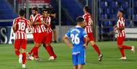 Jogadores do Atlético de Madri comemoram gol contra o Getafe pelo Campeonato Espanhol
16/07/2020
REUTERS/Juan Medina  Foto: Reuters