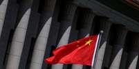Bandeira da China em rua de Pequim
27/05/2019
REUTERS/Jason Lee  Foto: Reuters