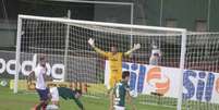 Goleiro Weverton durante Bahia x Palmeiras(Foto: Tiago Caldas/Fotoarena/Lancepress!)  Foto: Lance!