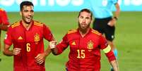 Sergio Ramos brilhou em vitoria da Espanha  Foto: Sergio Perez / Reuters