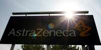 Logo da AstraZeneca em Macclesfield, na Inglaterra
19/05/2014
REUTERS/Phil Noble  Foto: Reuters
