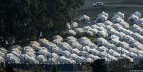 Fileiras de barracas no campo improvisado após incêndio no campo de Moria  Foto: DW / Deutsche Welle