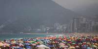 Praia de Ipanema, no Rio de Janeiro, em domingo de sol durante a pandemia de coronavírus
13/09/2020
REUTERS/Pilar Olivares  Foto: Reuters