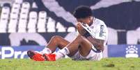 Marinho chora após perder gol no Engenhão (Foto: Reprodução/Premiere)  Foto: Gazeta Esportiva