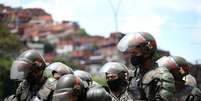 Membros da guarda nacional bolivariana da Venezuela fazem exercício militar  national em Caracas. 24/9/2020. REUTERS/Fausto Torrealba   Foto: Reuters