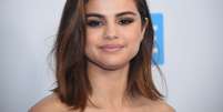 Selena Gomez mostrou, pela primeira vez, a cicatriz do transplante de rim e falou sobre aceitação em um post nas redes sociais.  Foto: Phil McCarten / Reuters