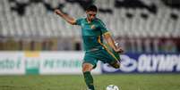 Michel Araújo será titular neste domingo (Lucas Merçon/Fluminense)  Foto: Lance!